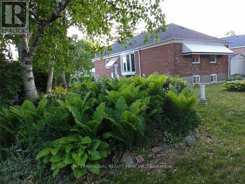 5 Aylesford Drive — photo 31 of 32