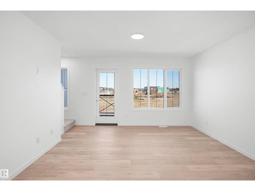 2022 Glastonbury BV NW, Edmonton, photo 4