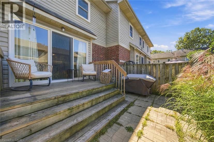 55 KERMAN Avenue Unit# 47 — photo 32 of 40