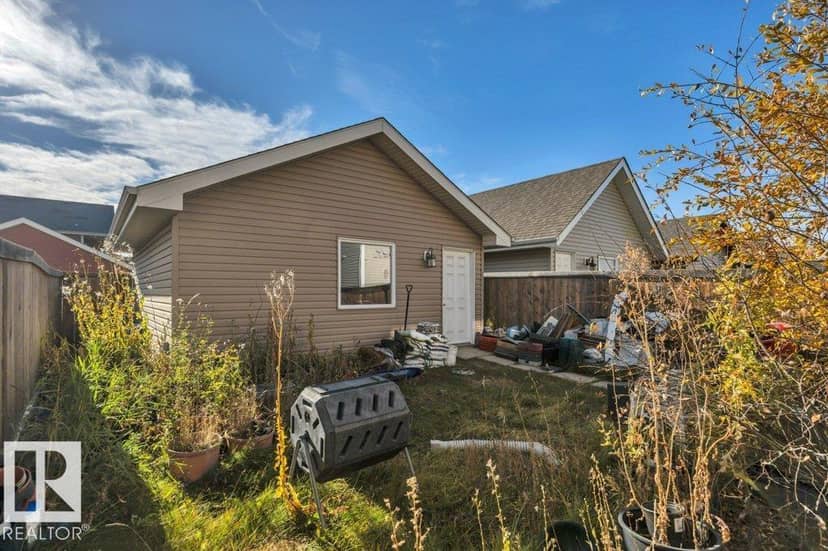 3728 Alexander Cr SW — photo 34 of 38
