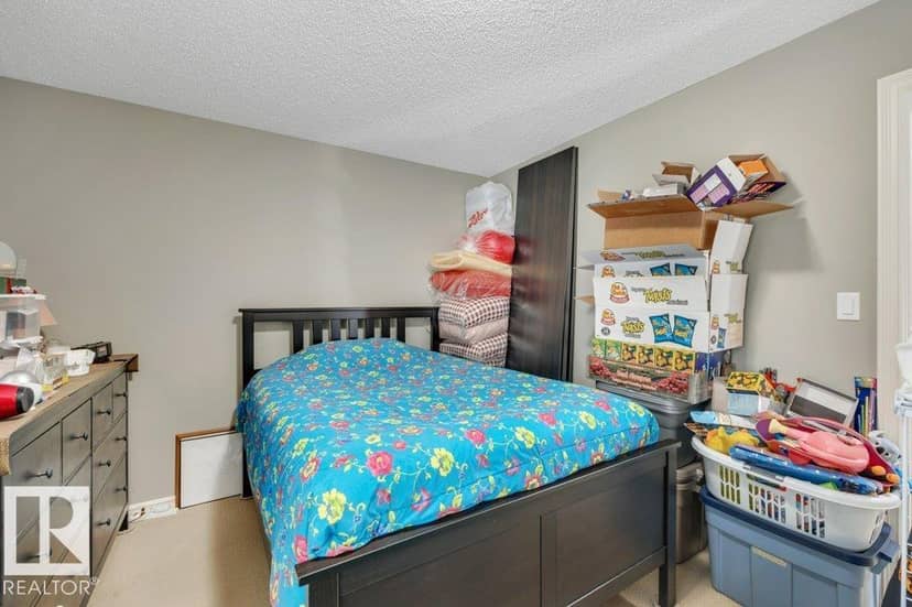 3728 Alexander Cr SW — photo 19 of 38