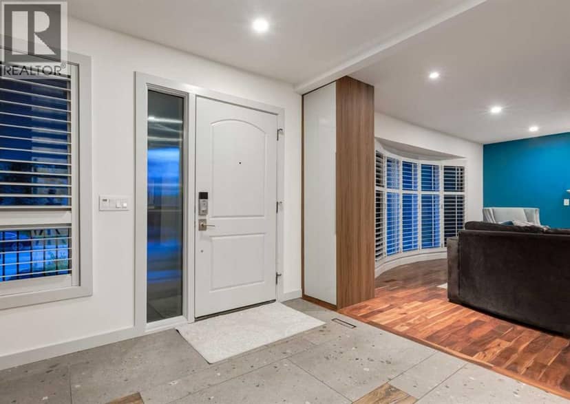 871 Oakside Circle SW, Calgary, photo 3