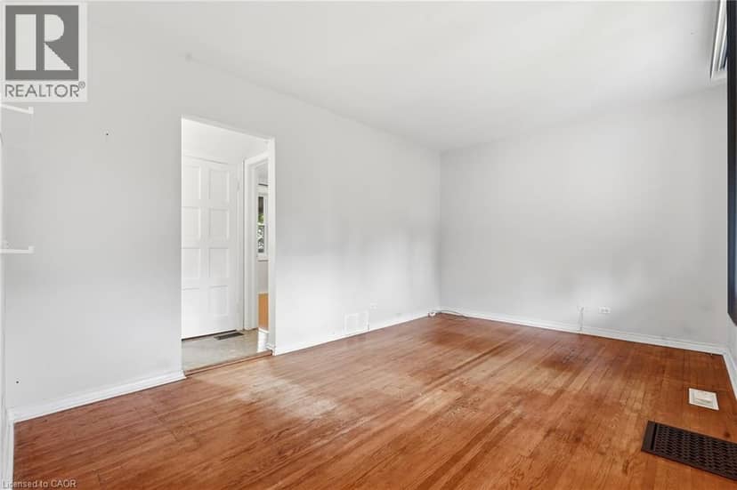160 LORNE Crescent, Kitchener, photo 6