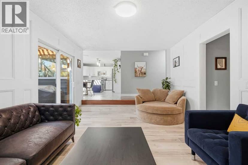 181 Woodbend Way — photo 18 of 40