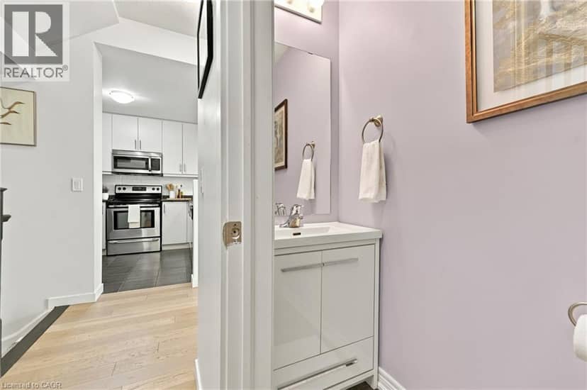 4 WATERVIEW Drive — photo 11 of 38