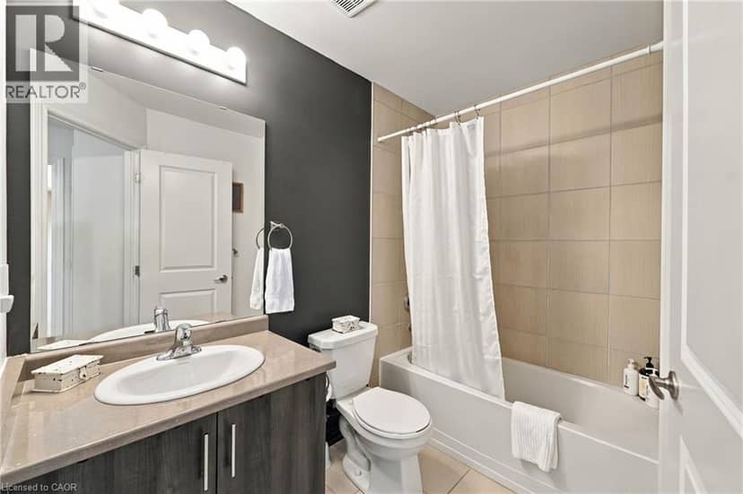 4 WATERVIEW Drive — photo 31 of 38