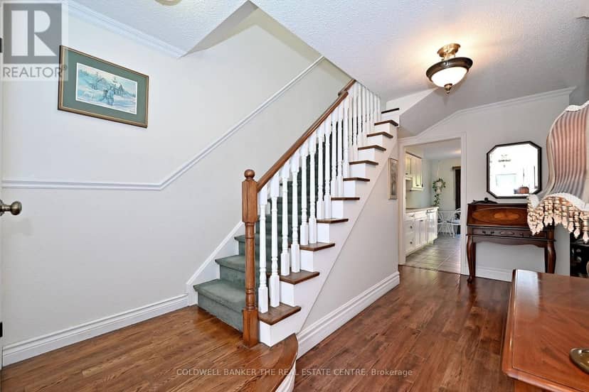754 Shanahan Boulevard — photo 18 of 40