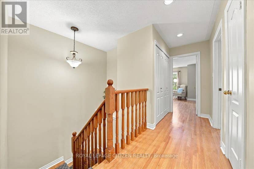 43 - 255 Shaftsbury Avenue — photo 29 of 40