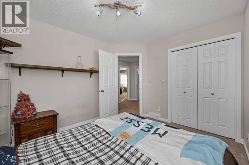 249 West Lakeview Place — photo 24 of 40