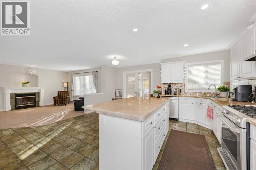 249 West Lakeview Place, Chestermere, photo 7