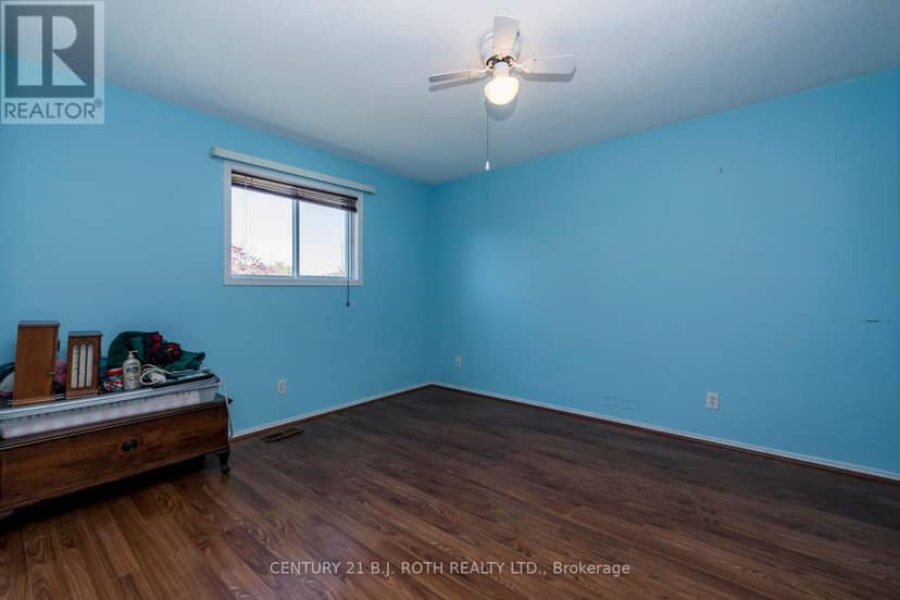 383 High Street — photo 11 of 34