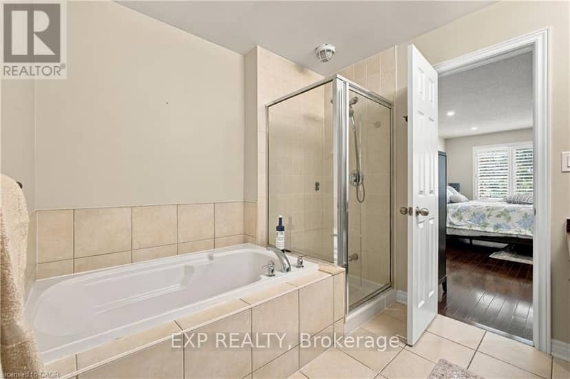24 - 3275 Stalybridge Drive — photo 21 of 40