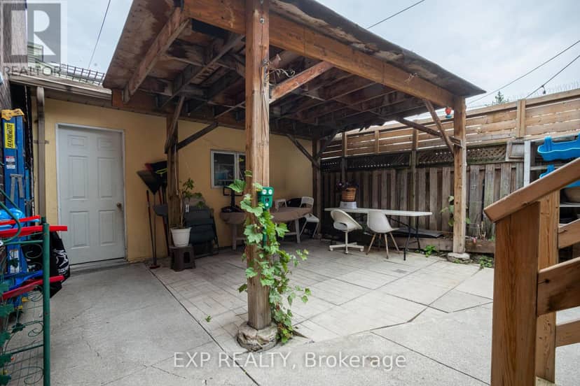 971 Lansdowne Avenue — photo 15 of 16