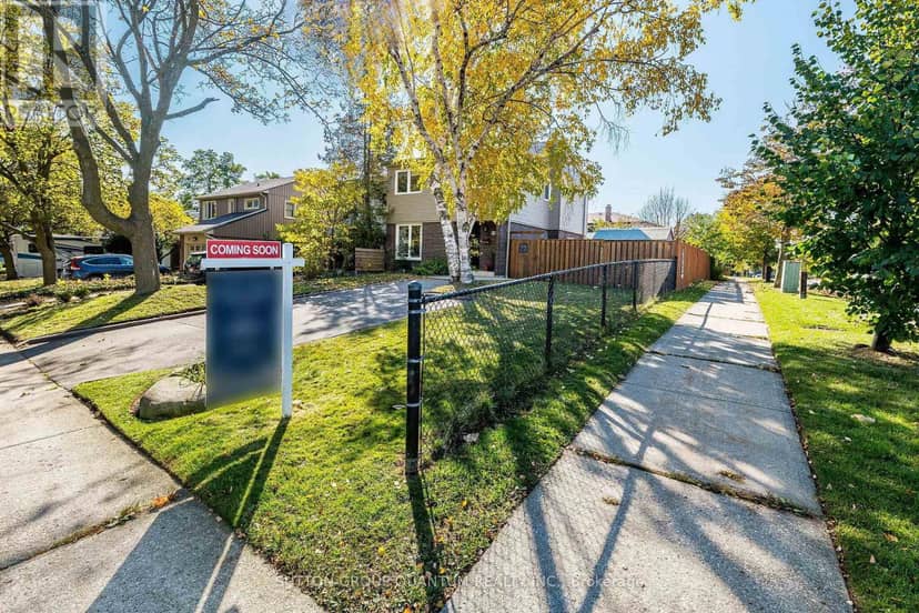 2576 Mainroyal Street, Mississauga, photo 3