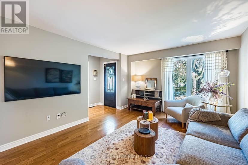 2576 Mainroyal Street — photo 9 of 40