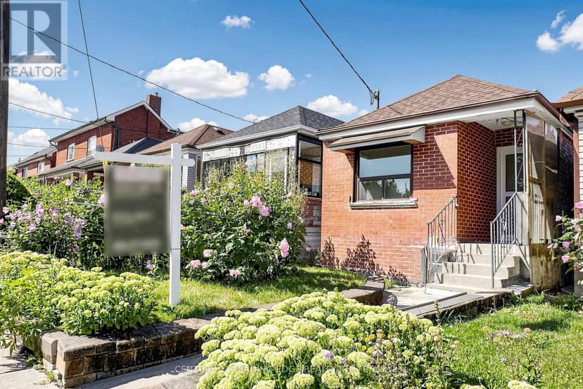 180 Gilbert Avenue, Toronto, photo 4
