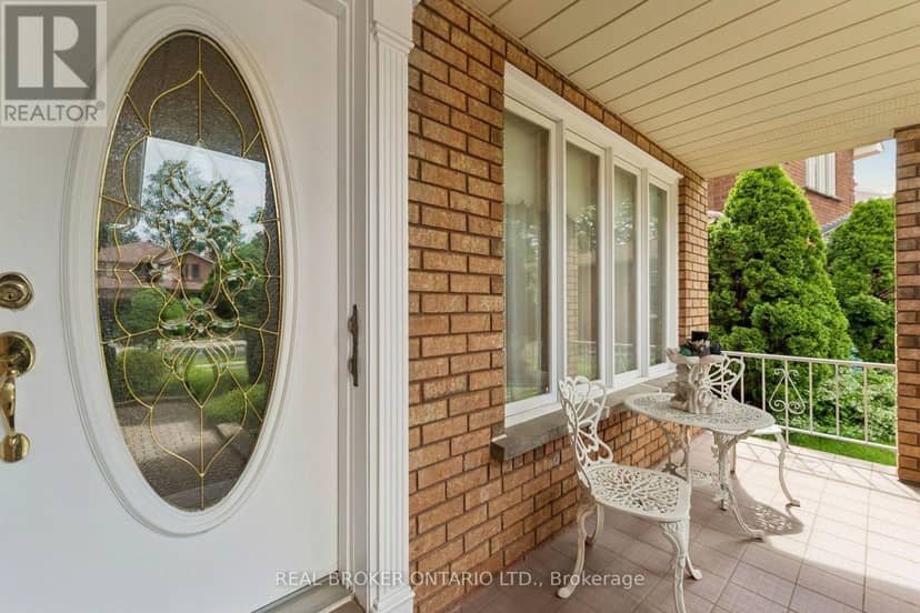 102 Coronation Circle, Brampton, photo 6