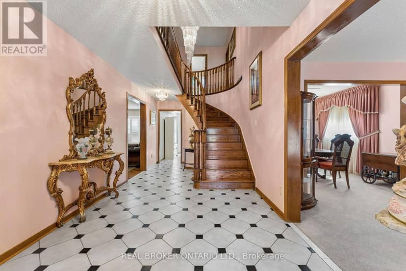 102 Coronation Circle, Brampton, photo 7