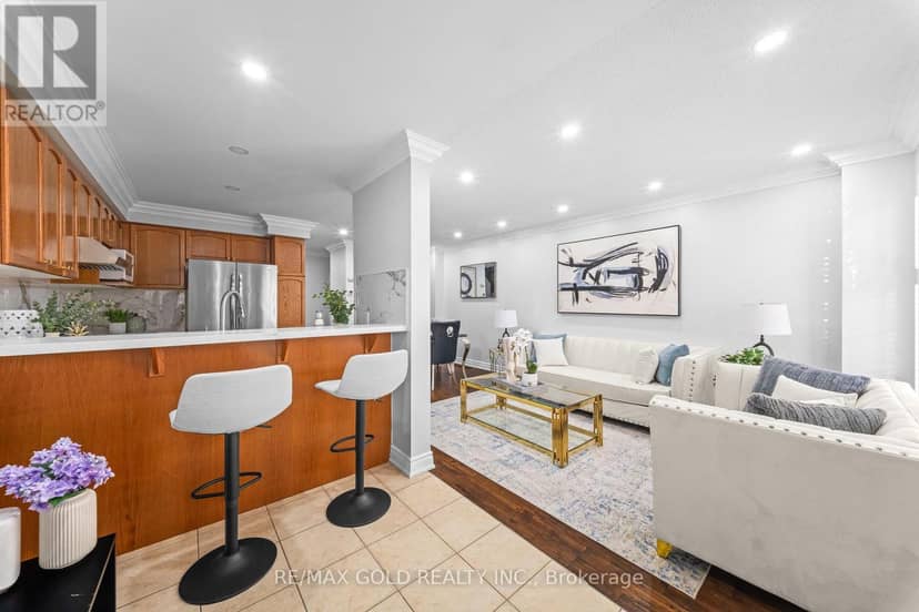 33 Bay Breeze Drive — photo 15 of 38