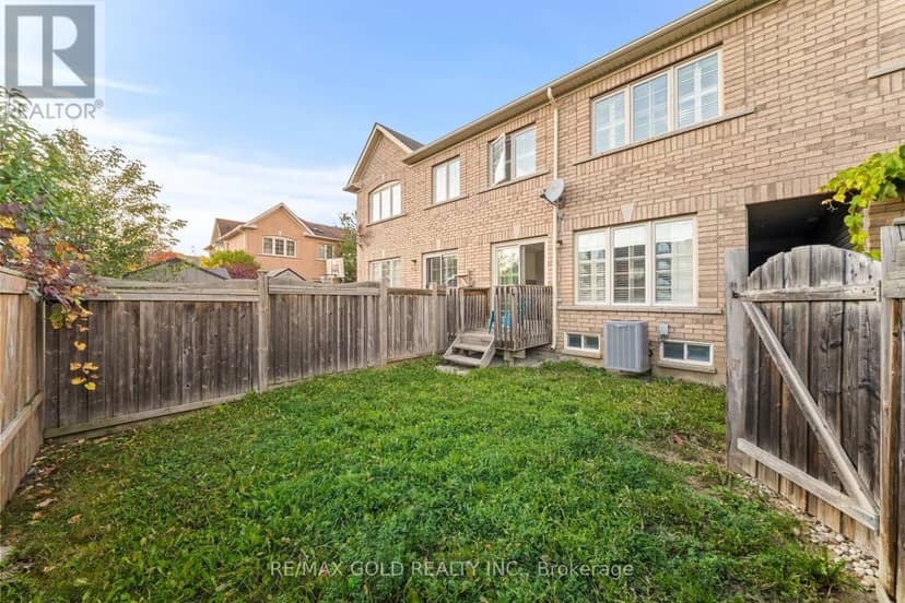 33 Bay Breeze Drive — photo 32 of 38
