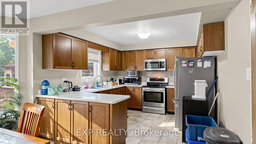 28 Hurlbut Place — photo 14 of 40