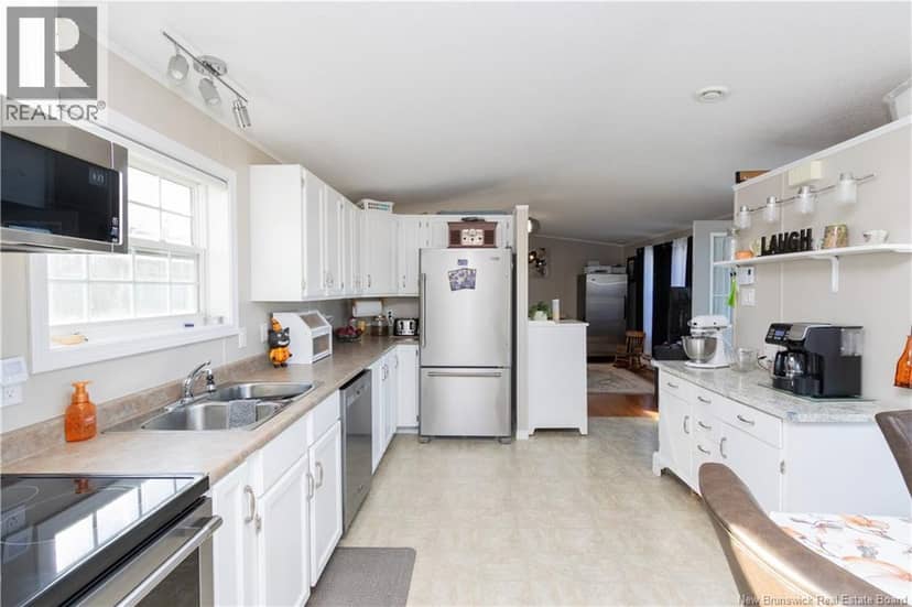 27 Senator Drive, Fredericton, photo 7