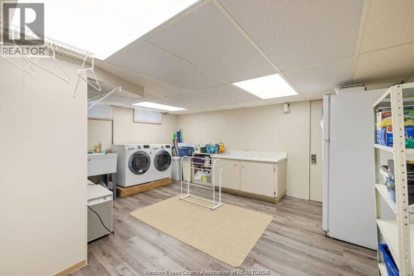 2203 Victoria Avenue — photo 26 of 37