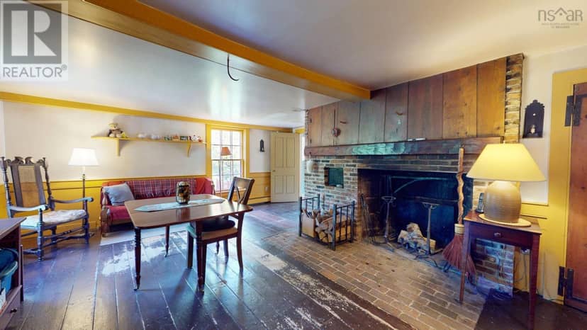 654 Main Street — photo 12 of 40