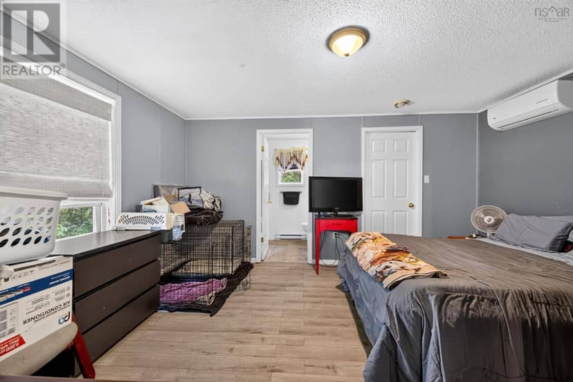 1050 WADDENS Court — photo 17 of 37