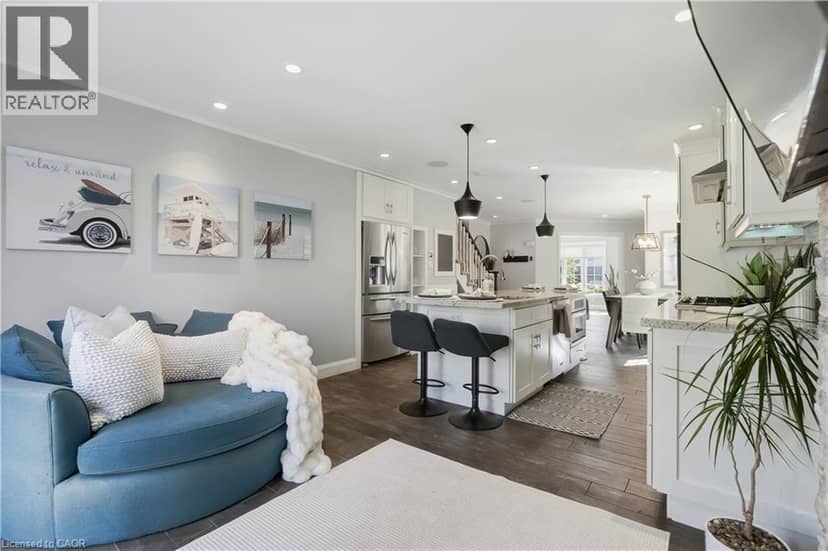 7 ROCKHAVEN Lane — photo 15 of 40