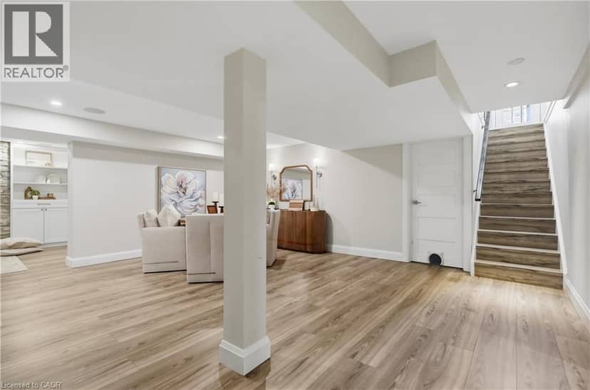 7 ROCKHAVEN Lane — photo 34 of 40