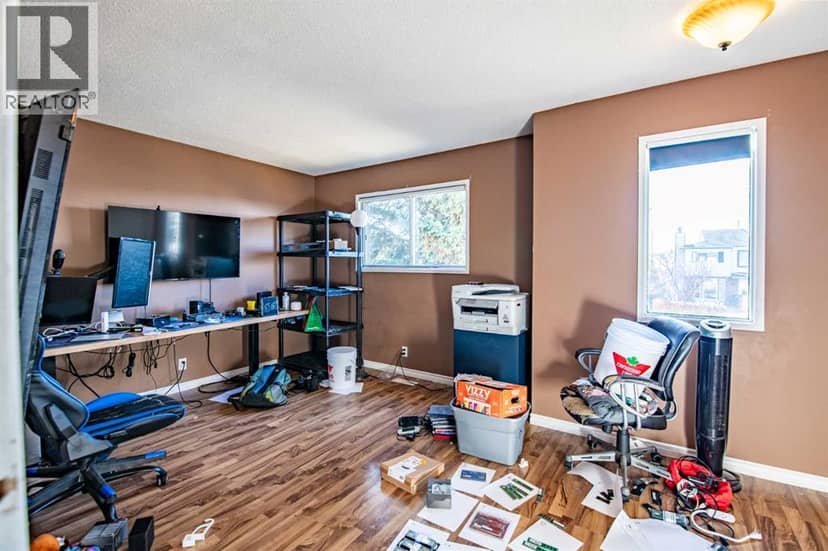 6 Ellenwood Drive — photo 9 of 39