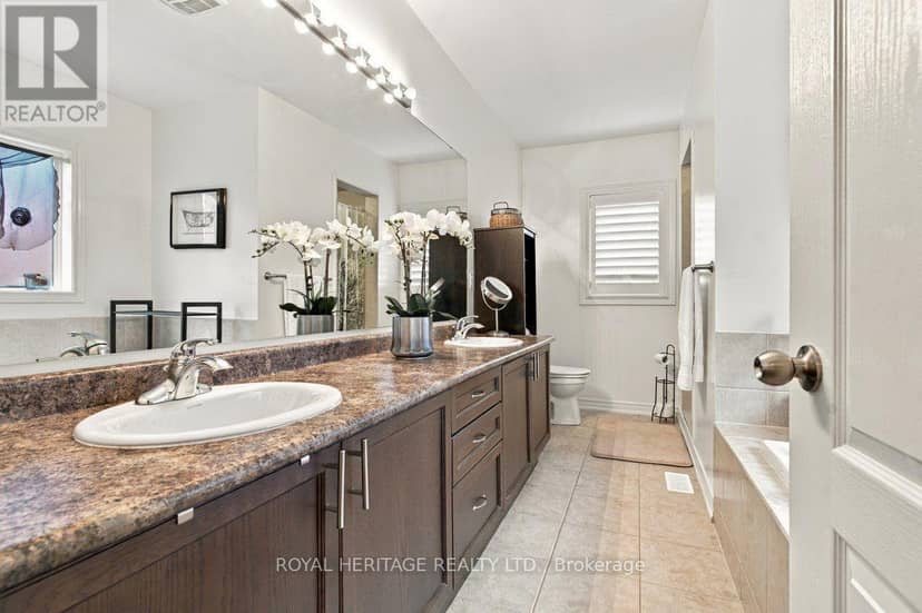 37 Grainger Crescent — photo 17 of 40
