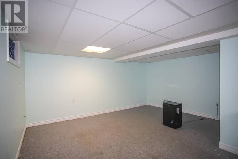 28 Putney RD — photo 19 of 27