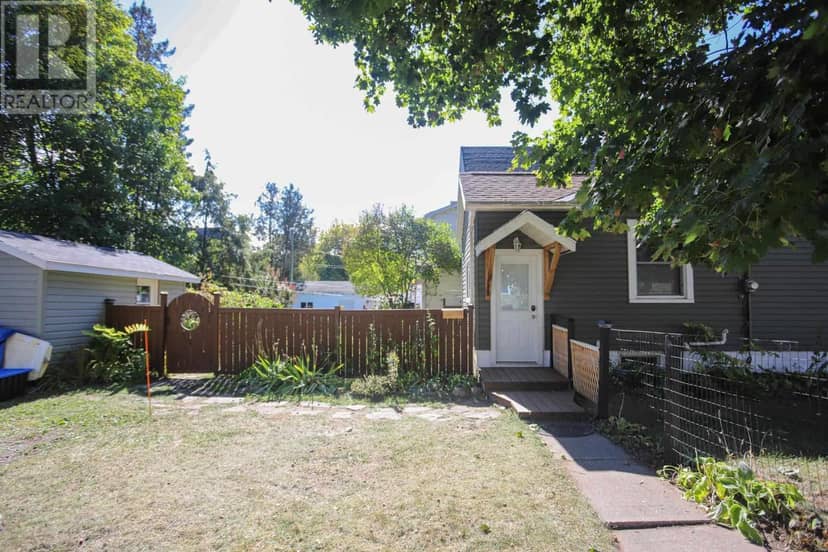 28 Putney RD — photo 22 of 27