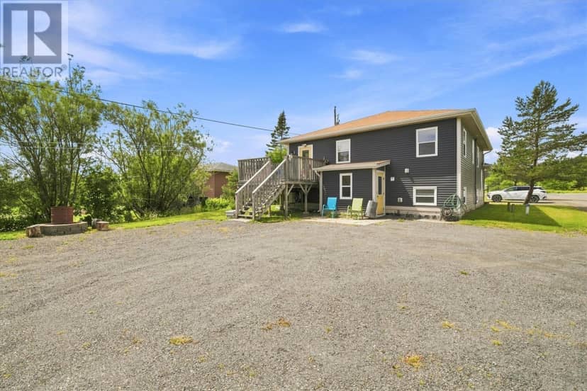 200 Main Road — photo 3 of 22
