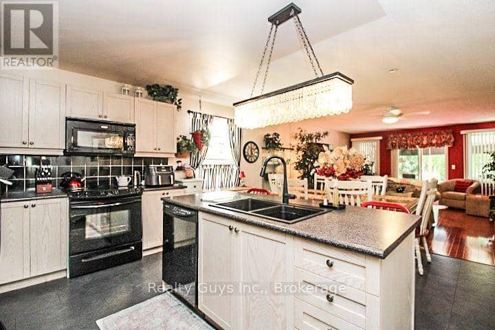 1235 Haggis Drive — photo 12 of 40