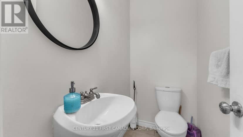 11 Chiddington Gate — photo 10 of 27