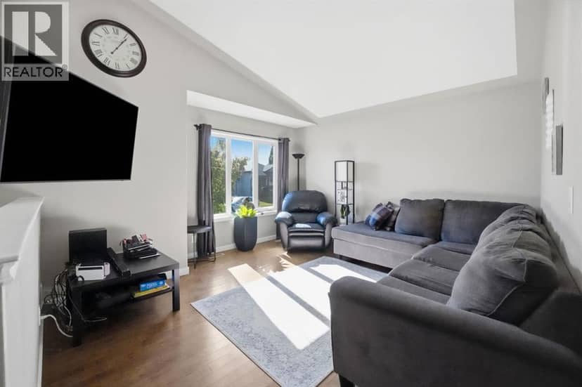 52 Castella Crescent, Red Deer, photo 5