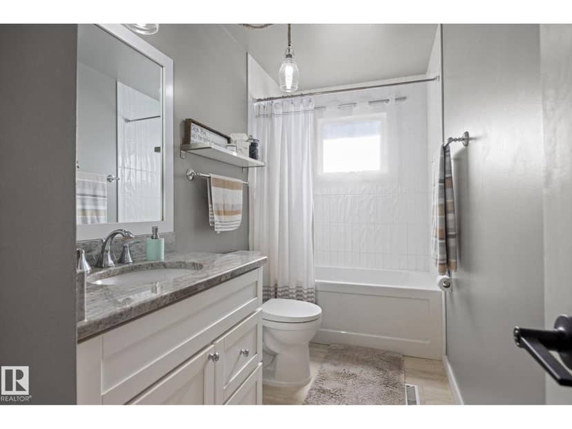 6223 147 AV NW — photo 16 of 33