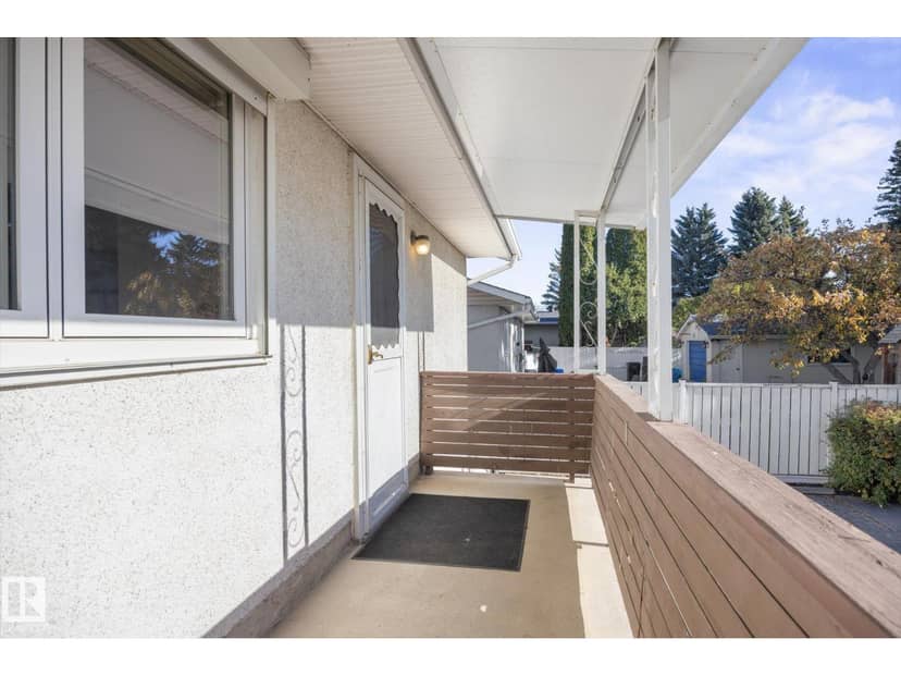 6223 147 AV NW — photo 25 of 33
