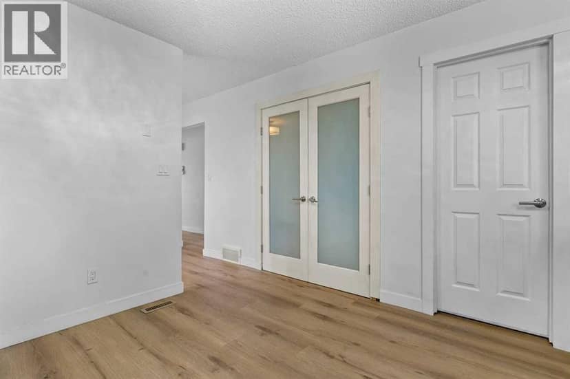 7006A Bowness Road NW — photo 12 of 27