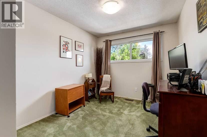 216 Cannington Place SW — photo 20 of 40
