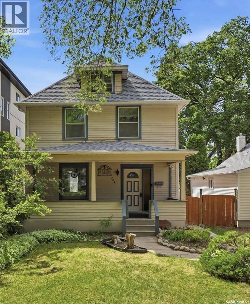 704 Mcpherson AVENUE, Saskatoon