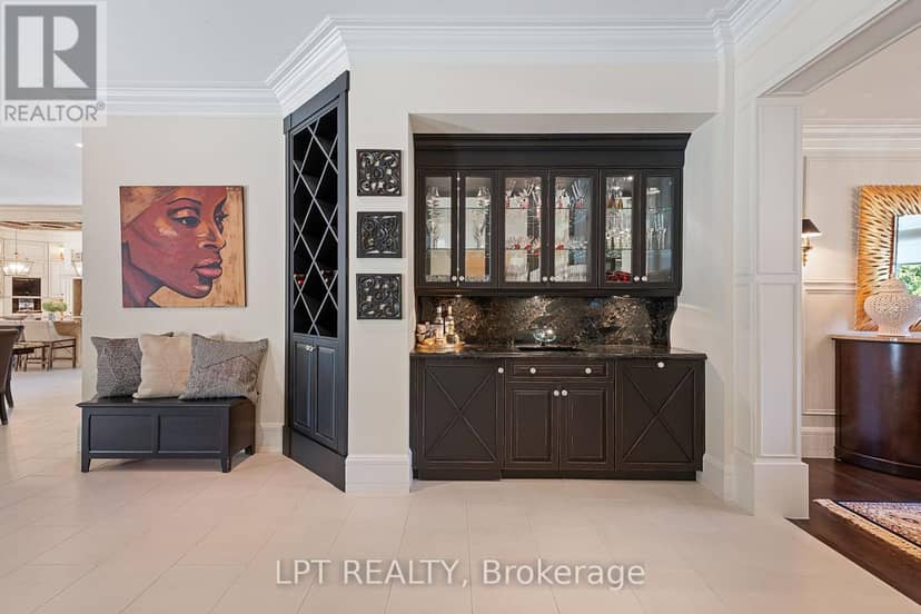 431 Lockmaster Crescent — photo 10 of 40