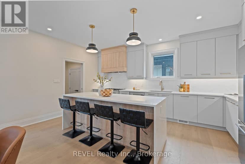 11 Accursi Crescent — photo 14 of 40