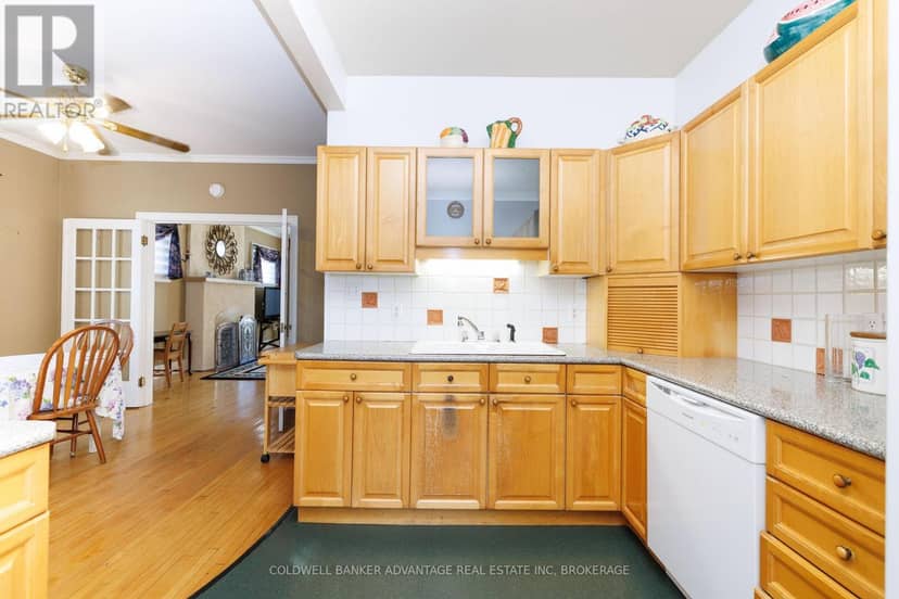 104 Bald Street — photo 11 of 29