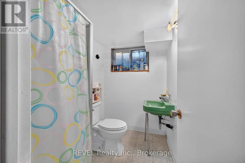 482 Walden Boulevard E — photo 20 of 24