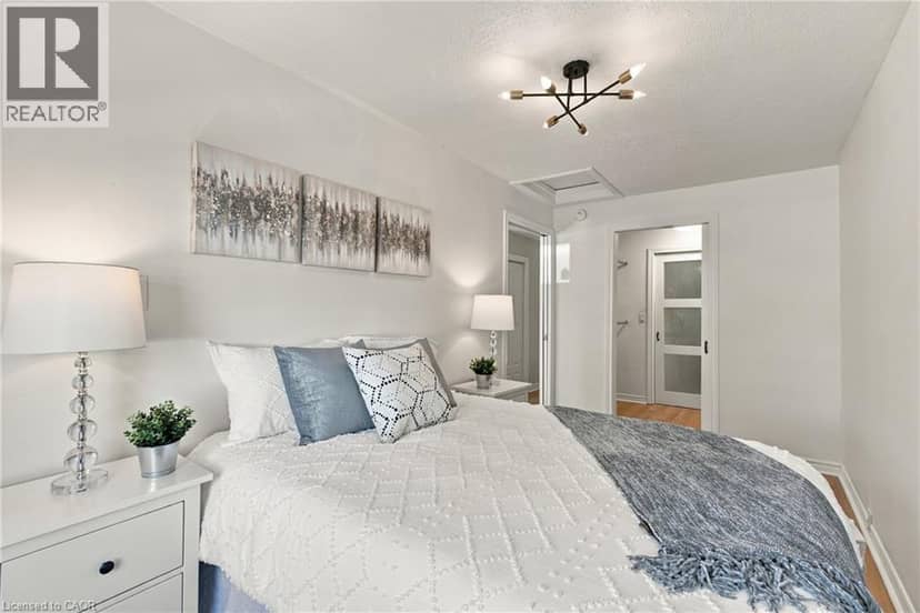 146 HOPE Avenue — photo 10 of 39