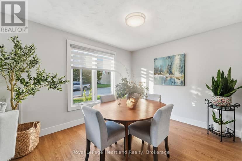 23 Trafalgar Street — photo 9 of 40